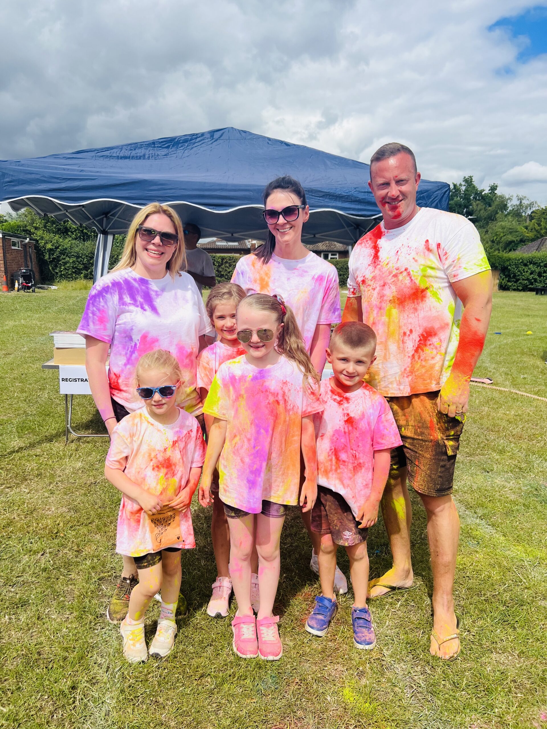 How Wood Primary School Well-Being and Colour Run Day. Photo by Andrea Wright.