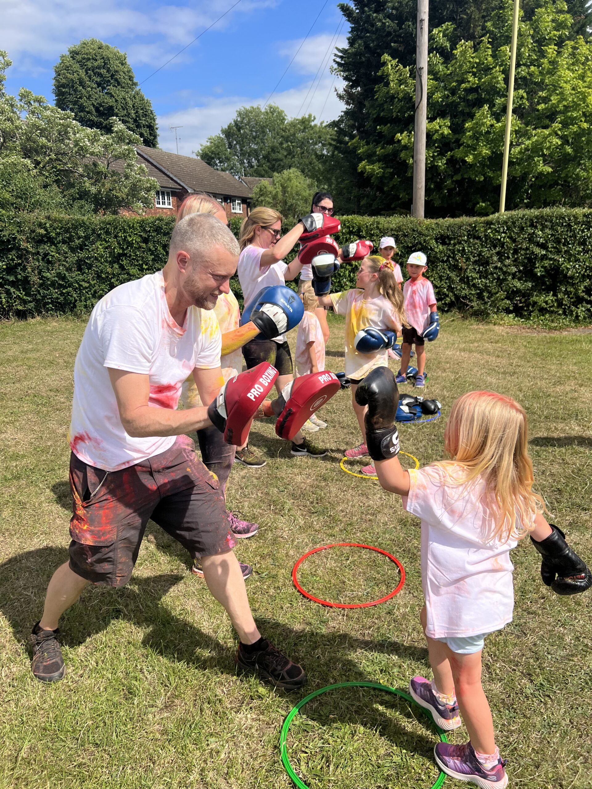 How Wood Primary School Well-Being and Colour Run Day. Photo by Andrea Wright.