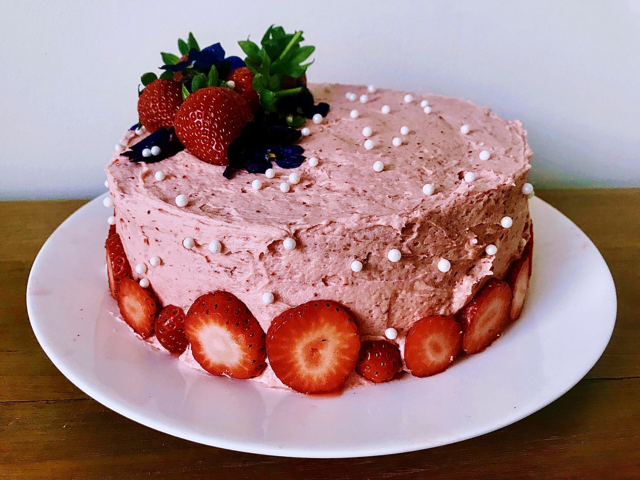 Strawberry cake.