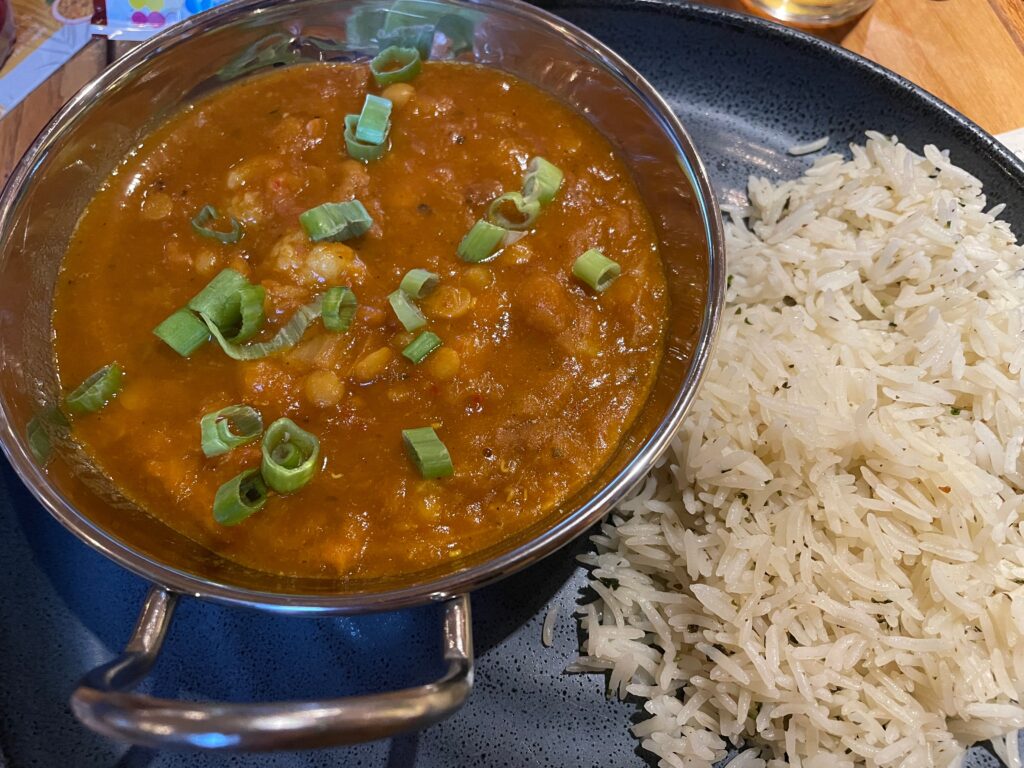 Gobi Dhansak curry at the King Will IV.