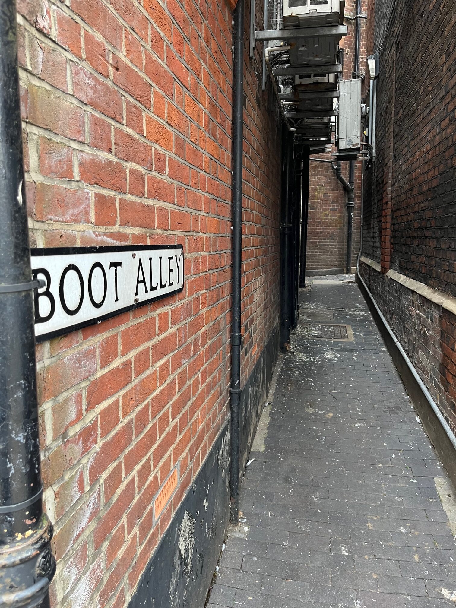 A new project aims to rejuvenate St Albans' historic alleyways.