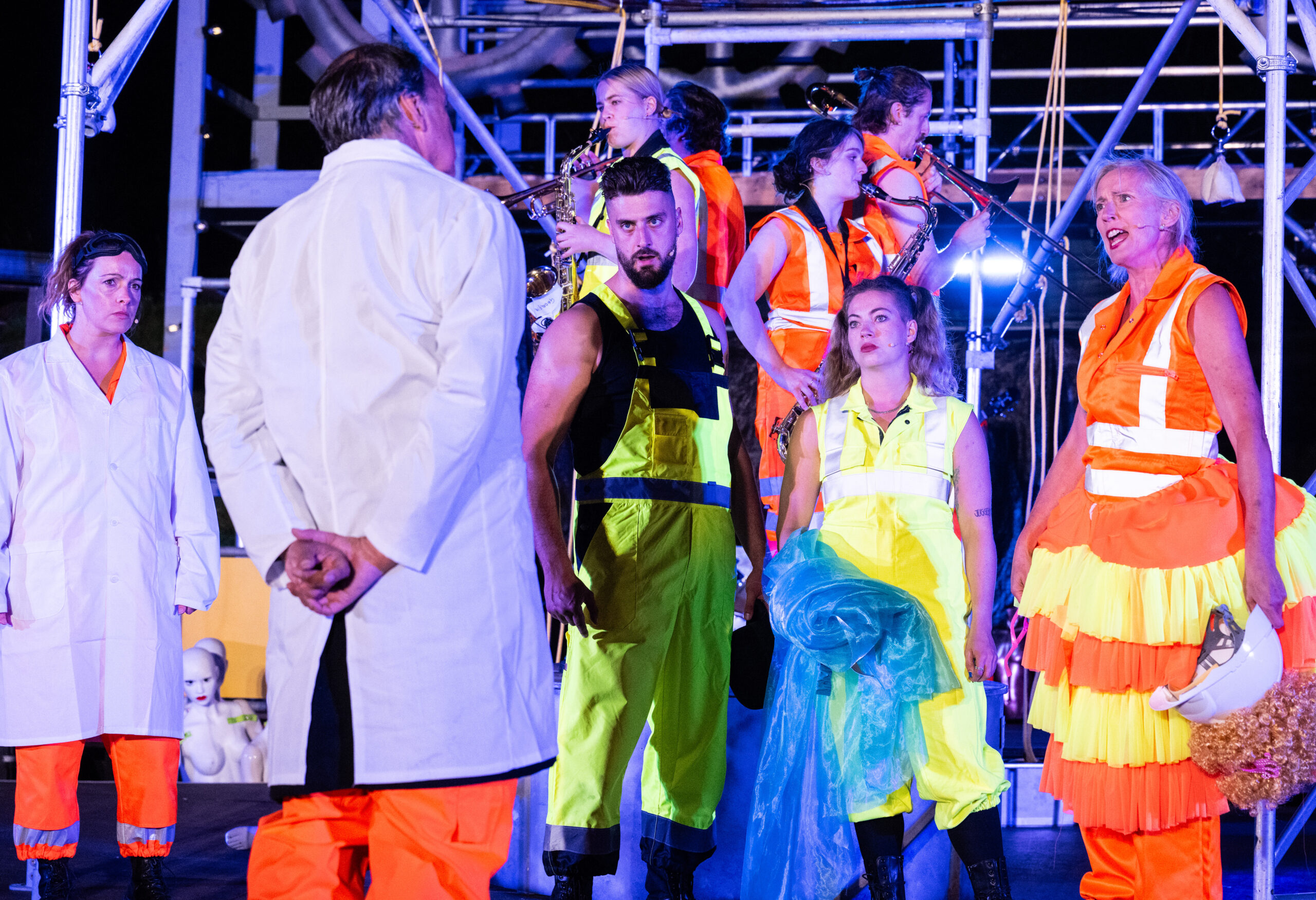 'THE THREEPENNY OPERA' at the Roman Theatre photo by Elliott Franks.