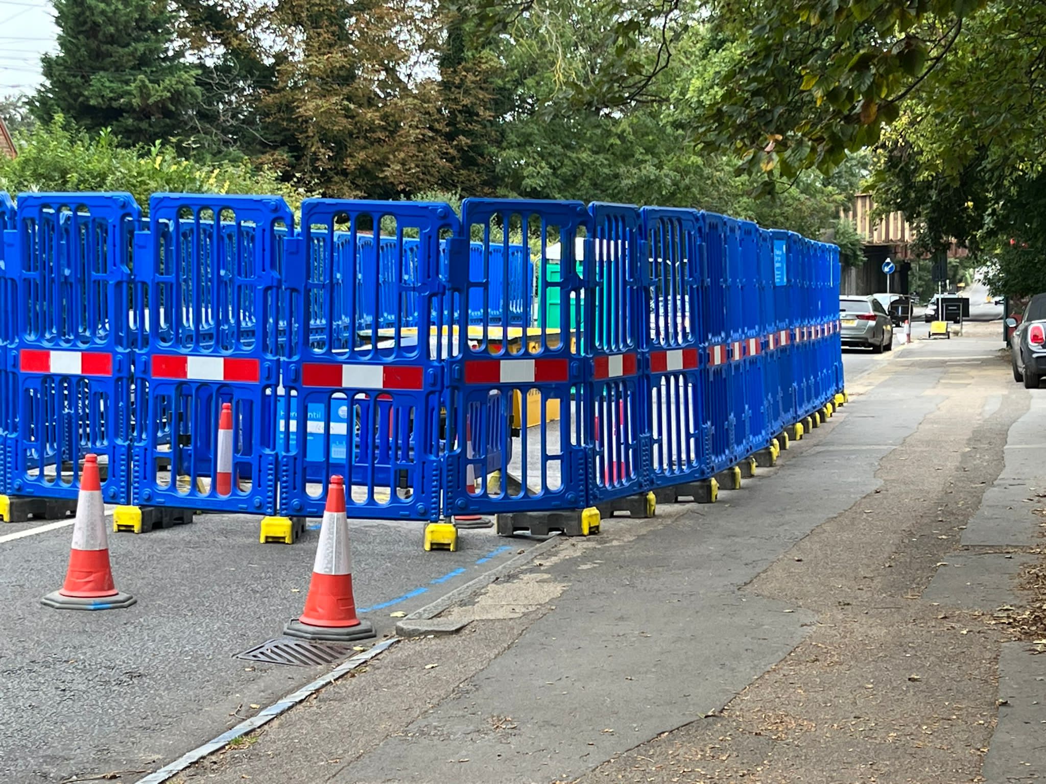 Thames Water are carrying out emergency works in London Road.