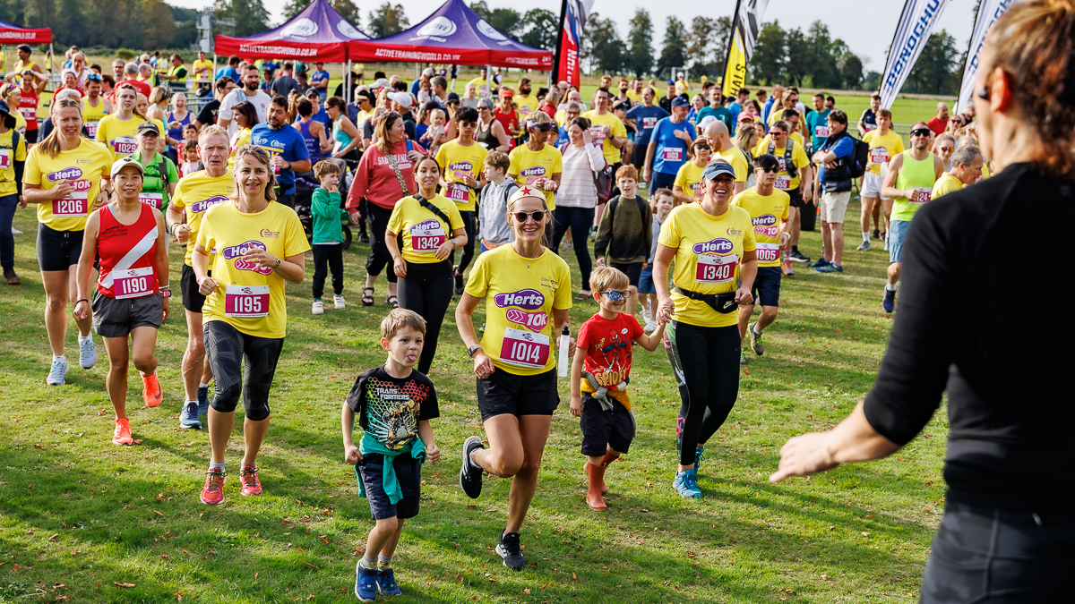Herts 10K 2923: Photo Neil Marshment Photography.