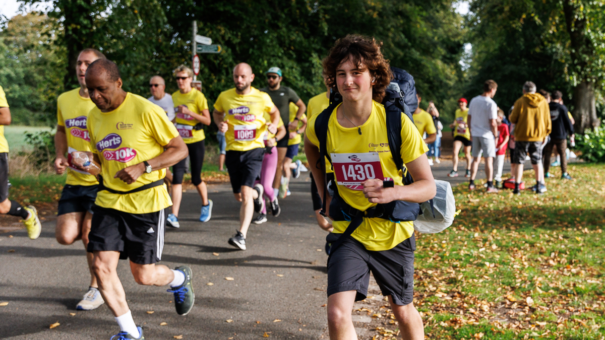 Herts 10K 2923: Photo Neil Marshment Photography.
