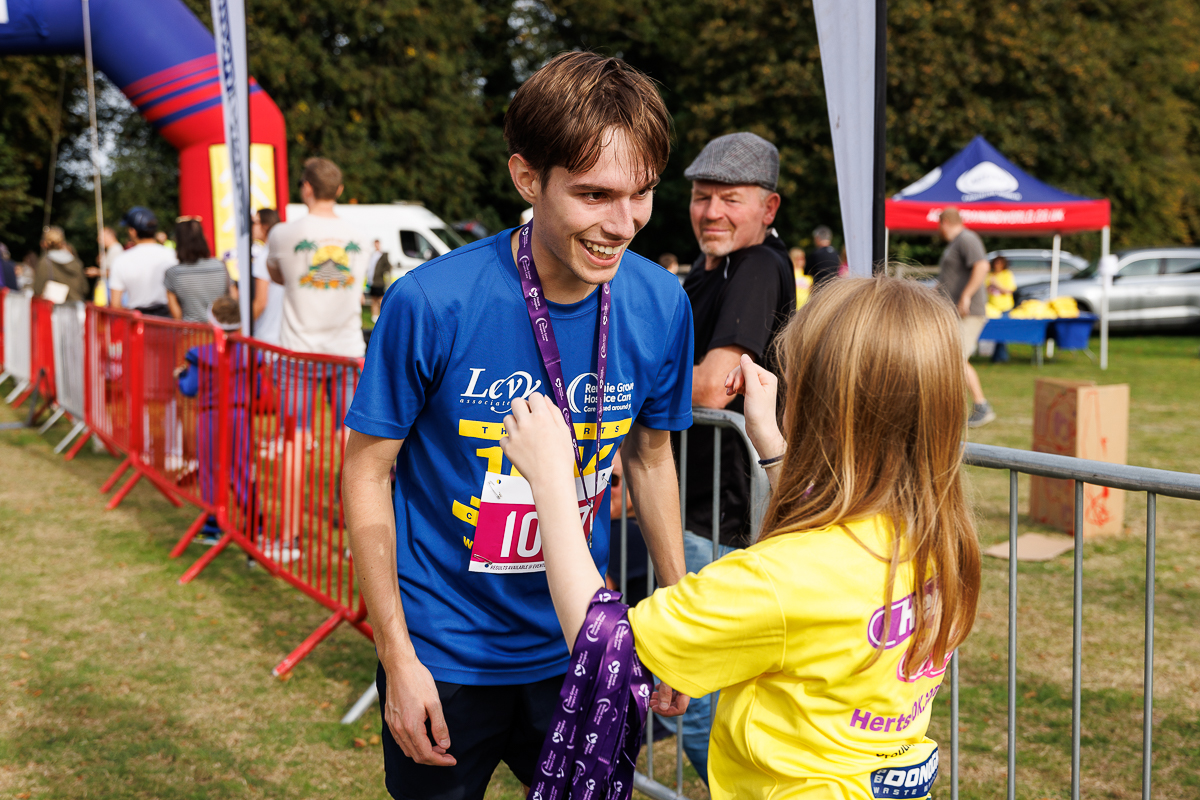 Herts 10K 2923: Photo Neil Marshment Photography.