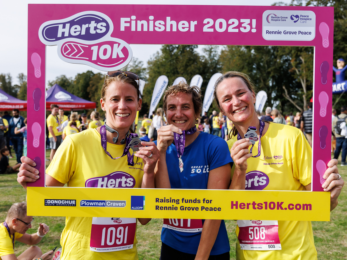Herts 10K 2923: Photo Neil Marshment Photography.