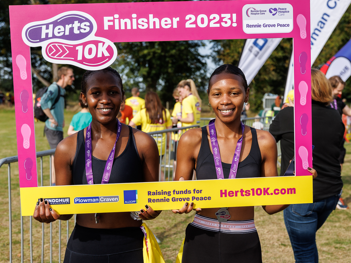 Herts 10K 2923: Photo Neil Marshment Photography.