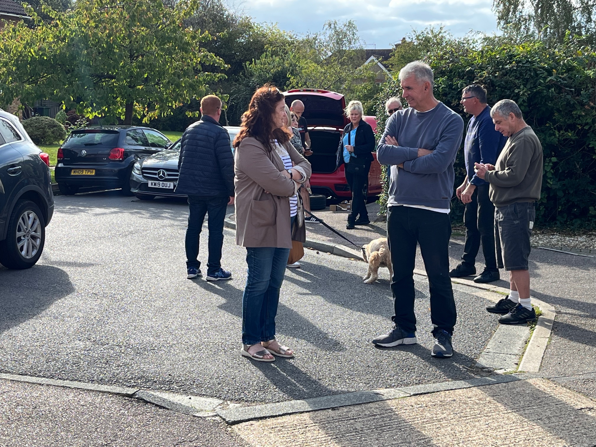 St Albans MP Daisy Cooper visited Hampden Place in Park Street to see first hand the impact of the rail freight development on their lives.