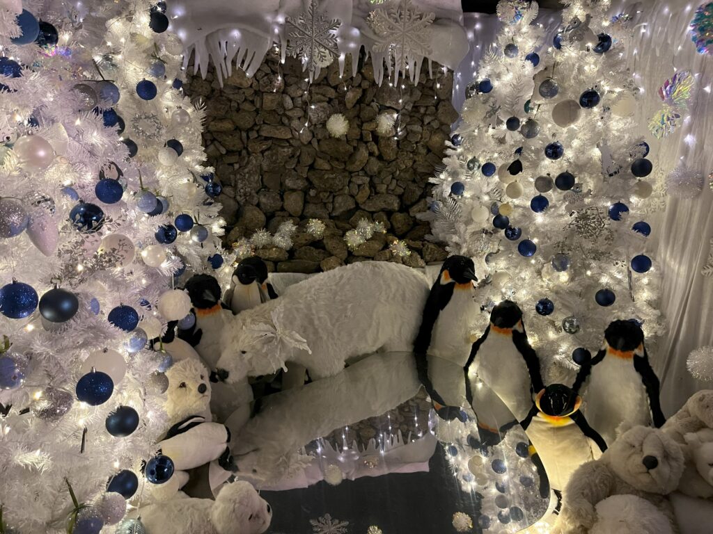 Willows Activity Farm Santa Spectacular is back for Christmas!