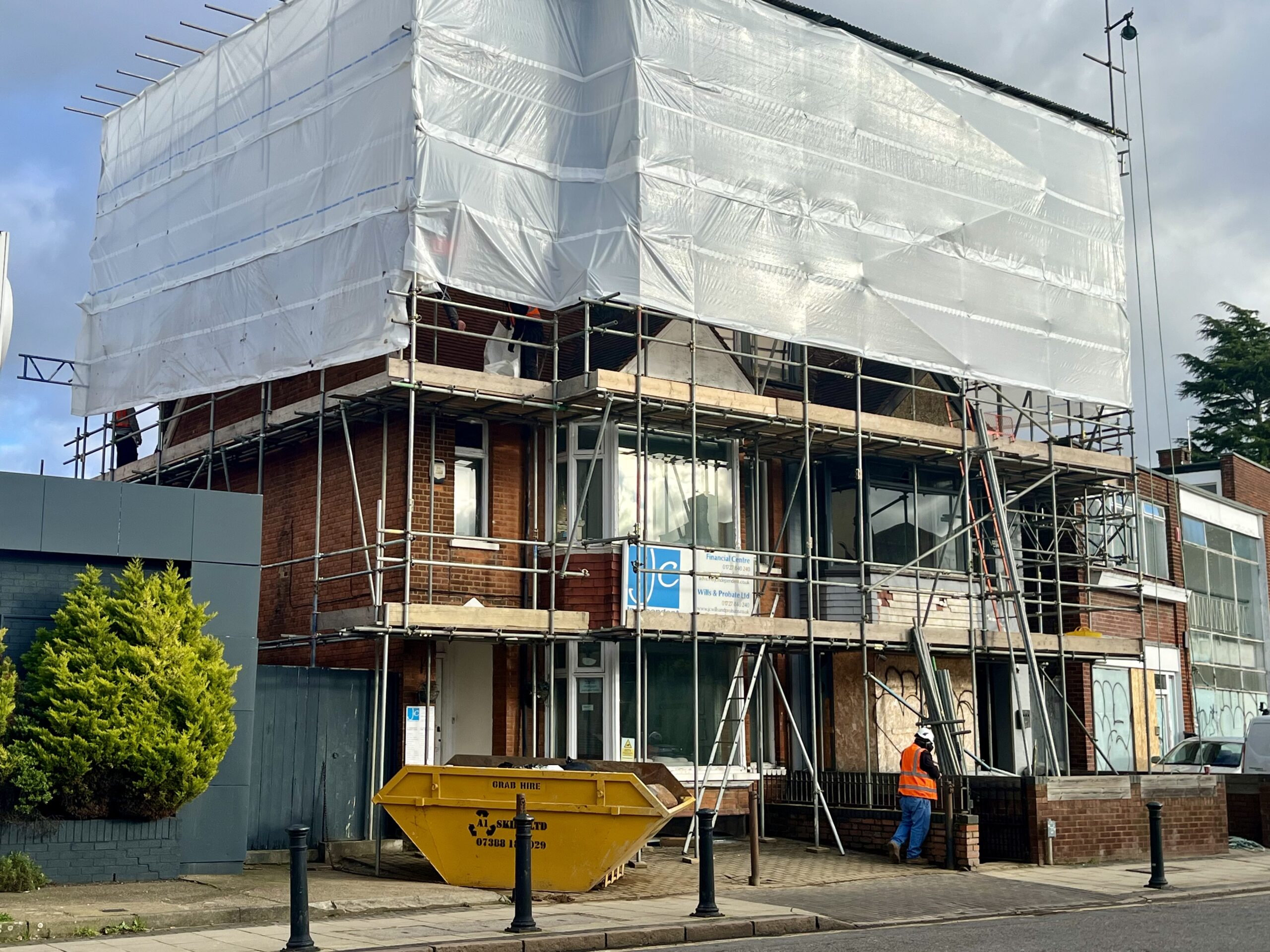113-115 London Road is currently undergoing construction work.