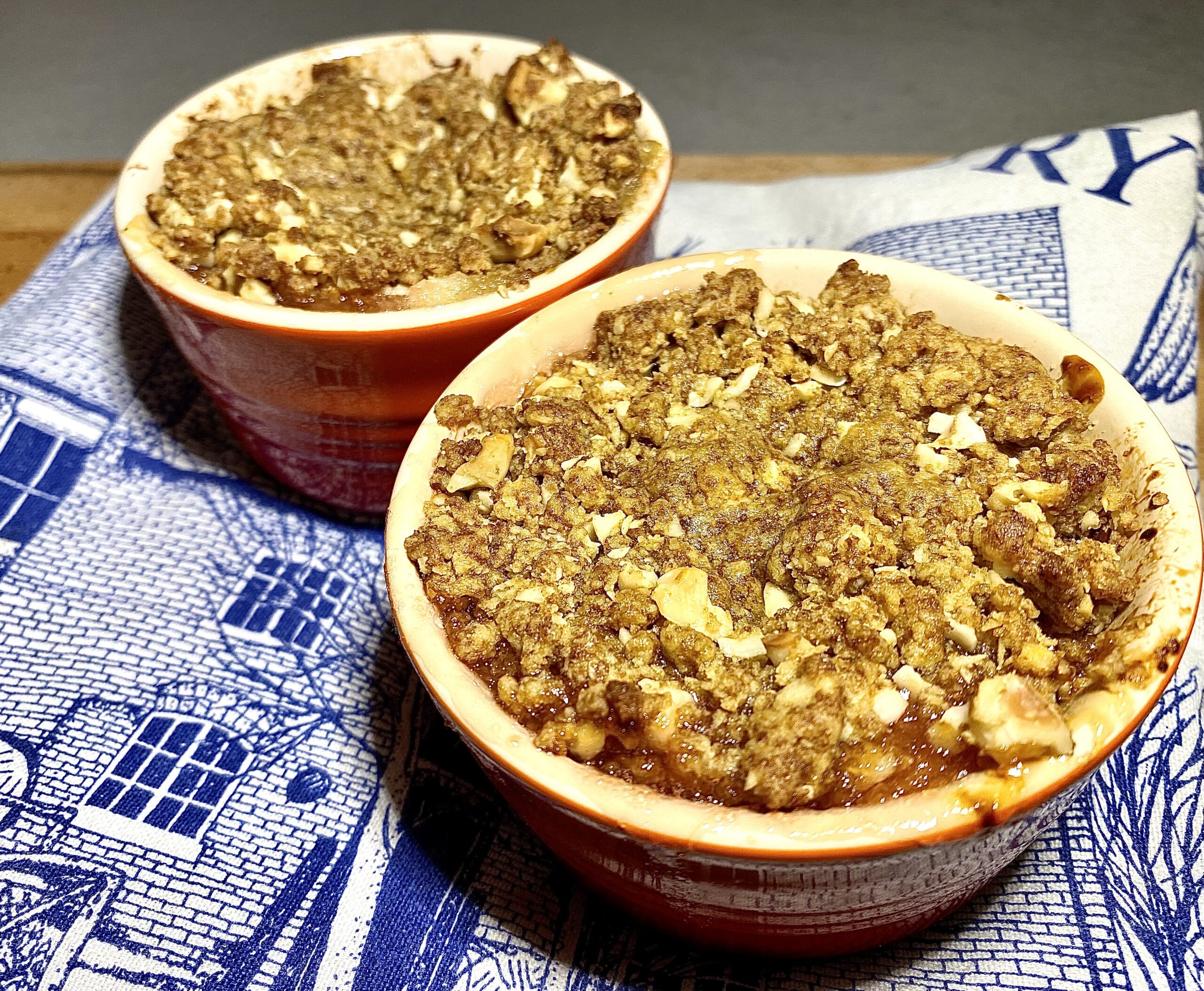 Rhubarb crumble