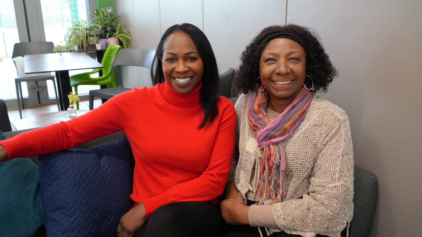 Shelley Hayles, Director of Leeannas Wish and Andrene McDonald, Chair Active Lifestyles ©Julie D’Adamo