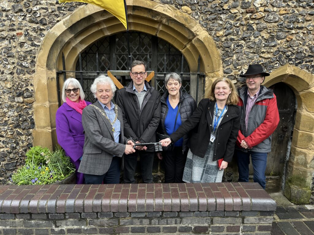 The Mayor, Mayoress and members of St Albans Arc and Arc and Civic Society.
