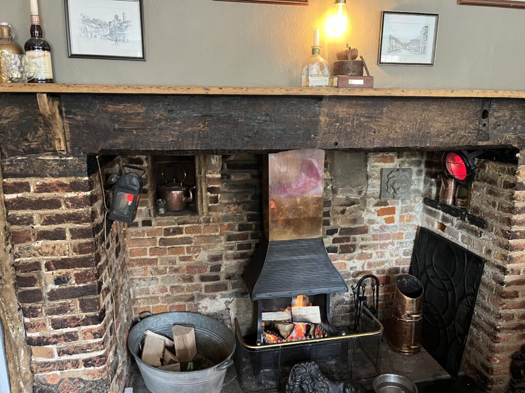 The Lower Red Lion in Fishpool Street.