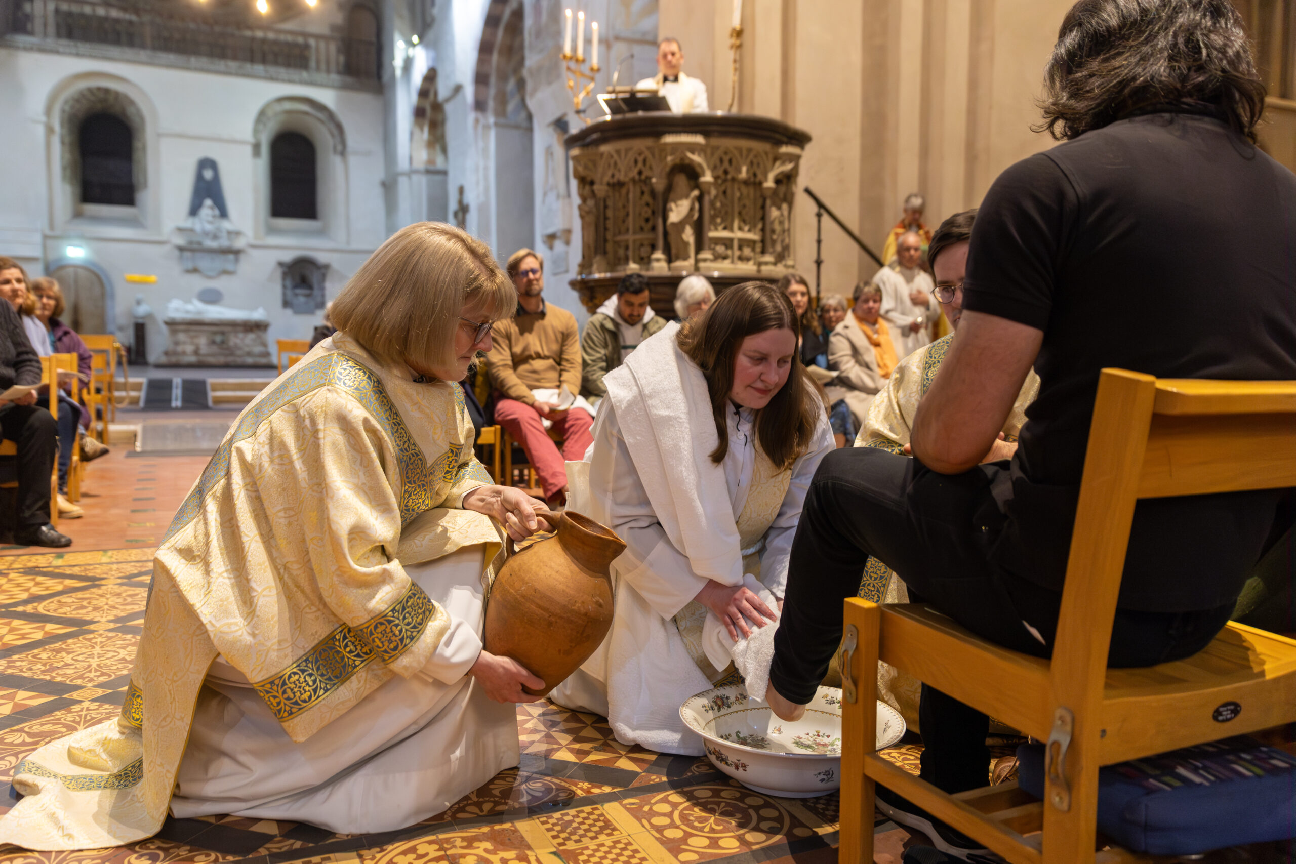 Maundy Eucharist - Toby Shepheard
