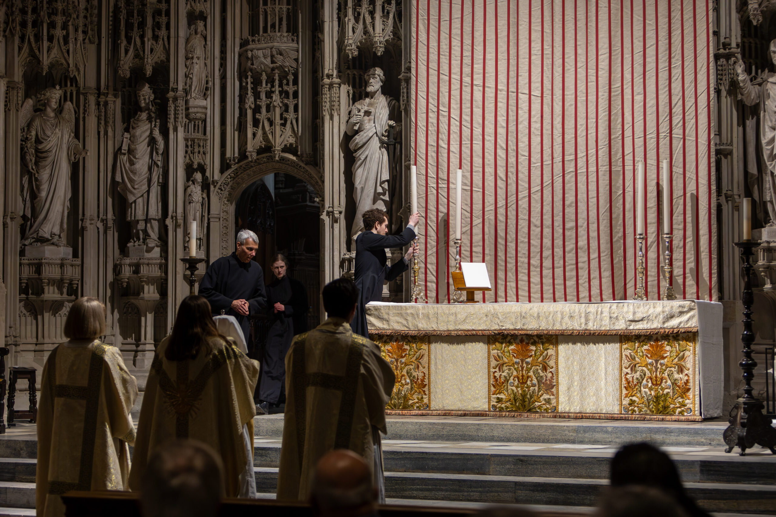Maundy Eucharist - Toby Shepheard