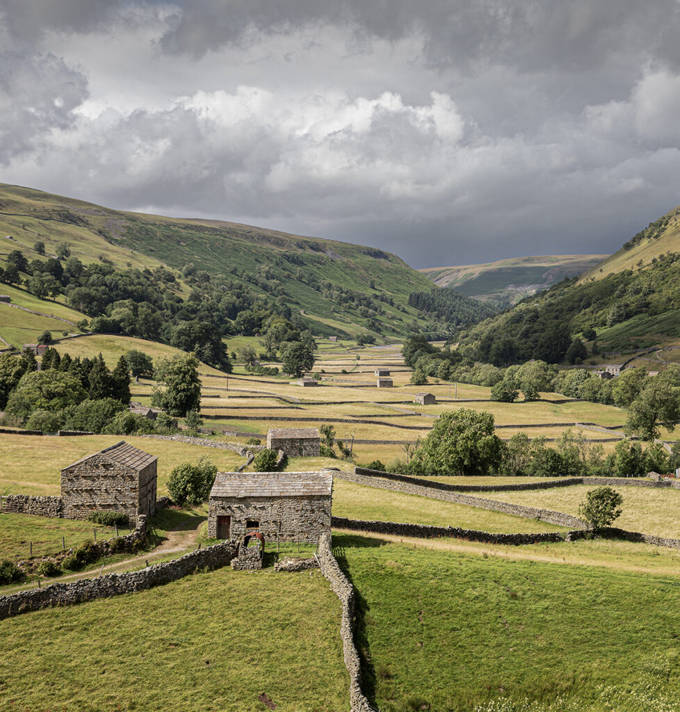 Field Barns of Upper Swaledale by Peter Whitehead