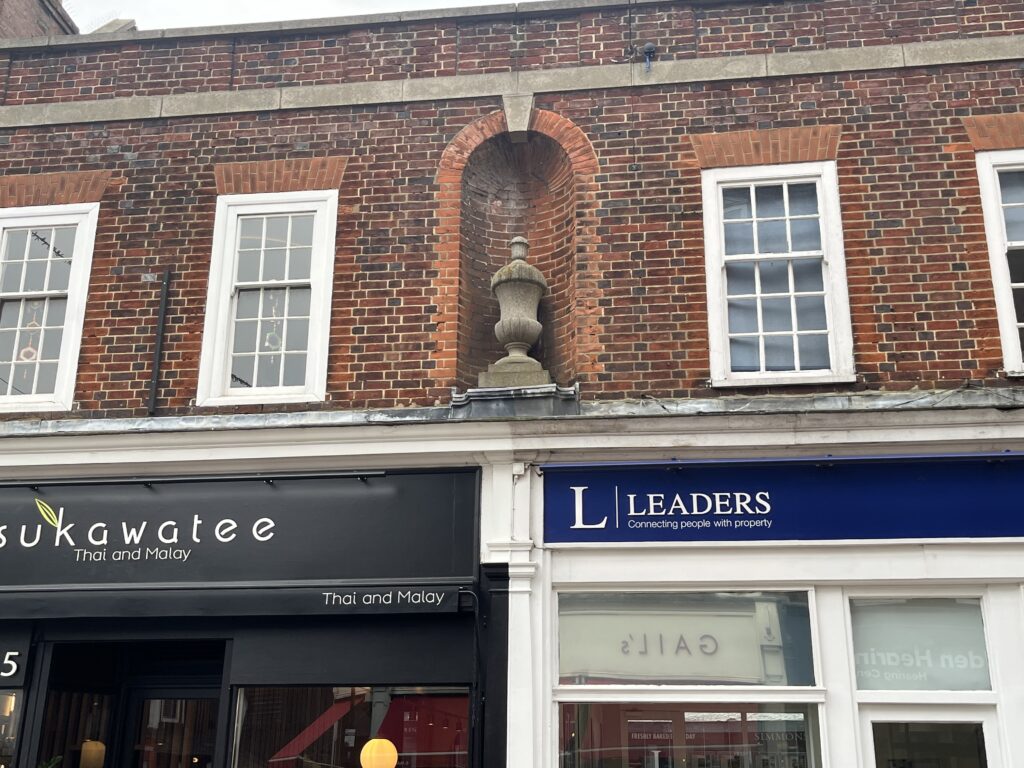 The mysterious urn at 5-7 Market Place.