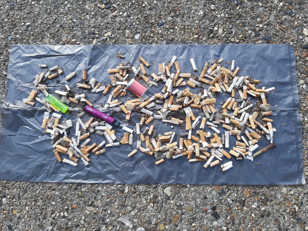 Cigarette butts,