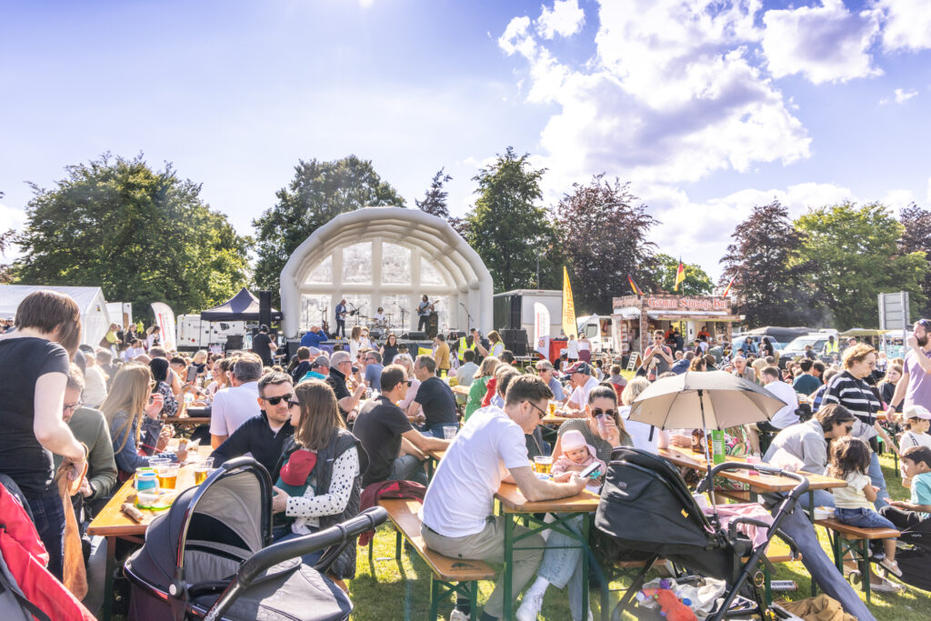 Harpenden Carnival. Photo: Steve Collins, Harpenden Photographic Society