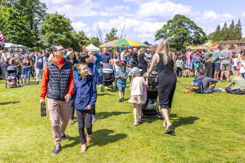 Harpenden Carnival. Photo: Steve Collins, Harpenden Photographic Society