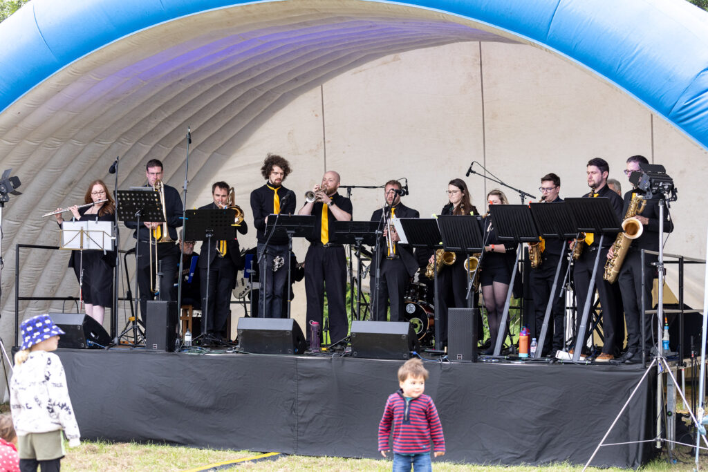 Jersey Farm Summer Festival. Photo: Tony Barr and Chris Barr.