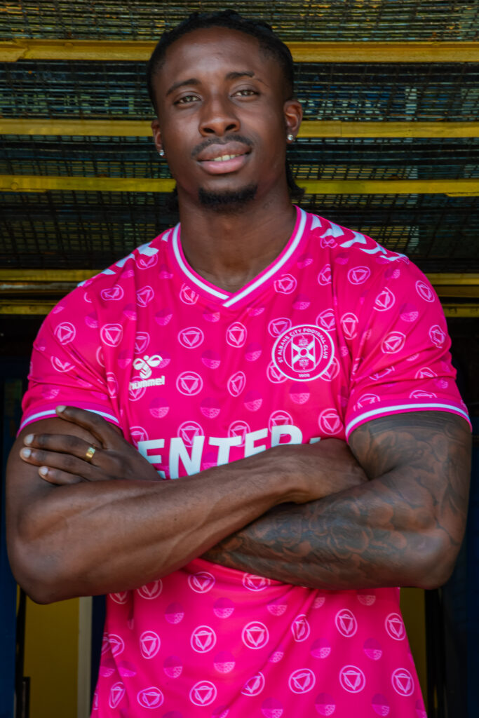 St Albans City's Clash 246 Away Kit. Photography - Nicola Sear (@nicolaclairecreative)