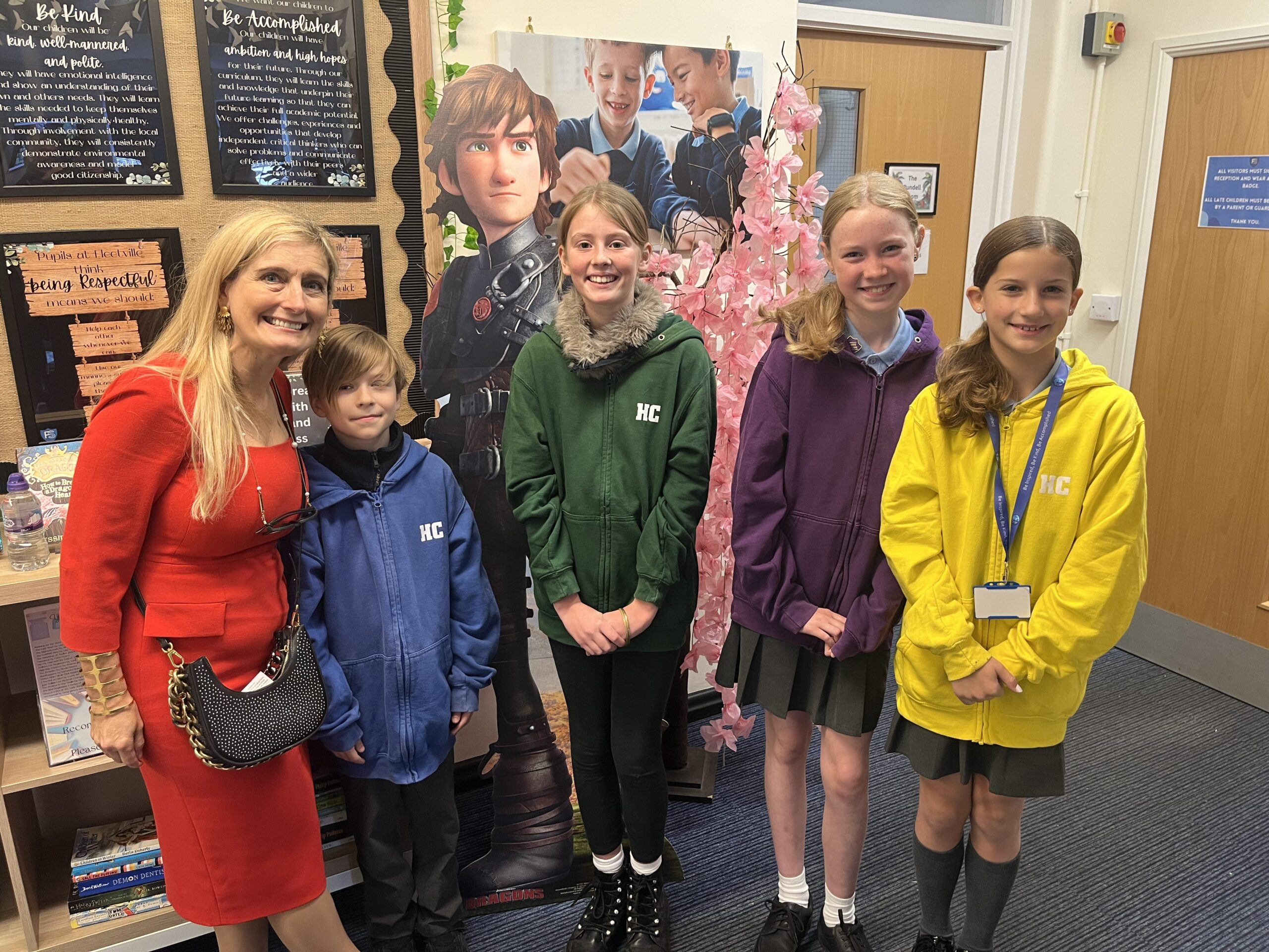 Cressida Cowell visits Fleetville Junior School.