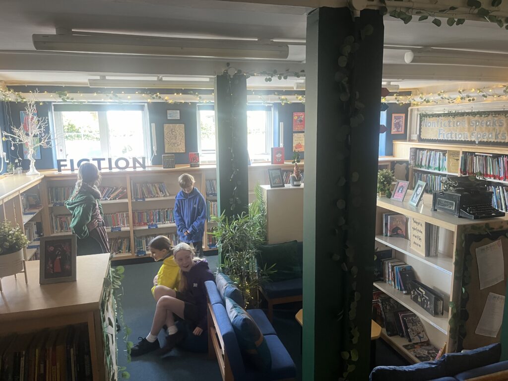 The newly redecorated library at Fleetville Junior.