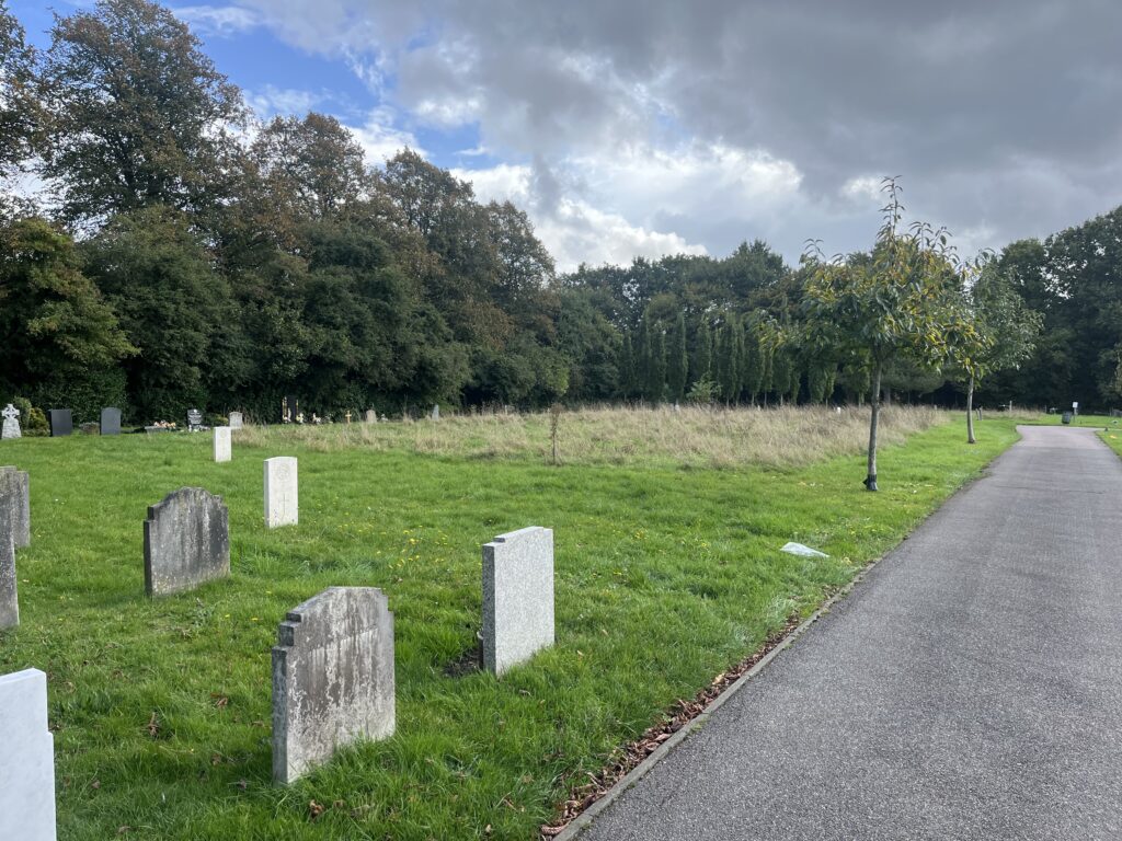 Hatfield Road Cemetery