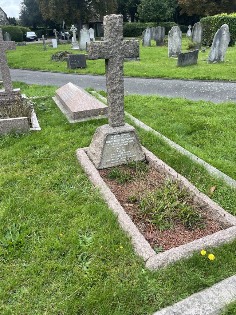 Hatfield Road Cemetery - Frederick Sander's grave.