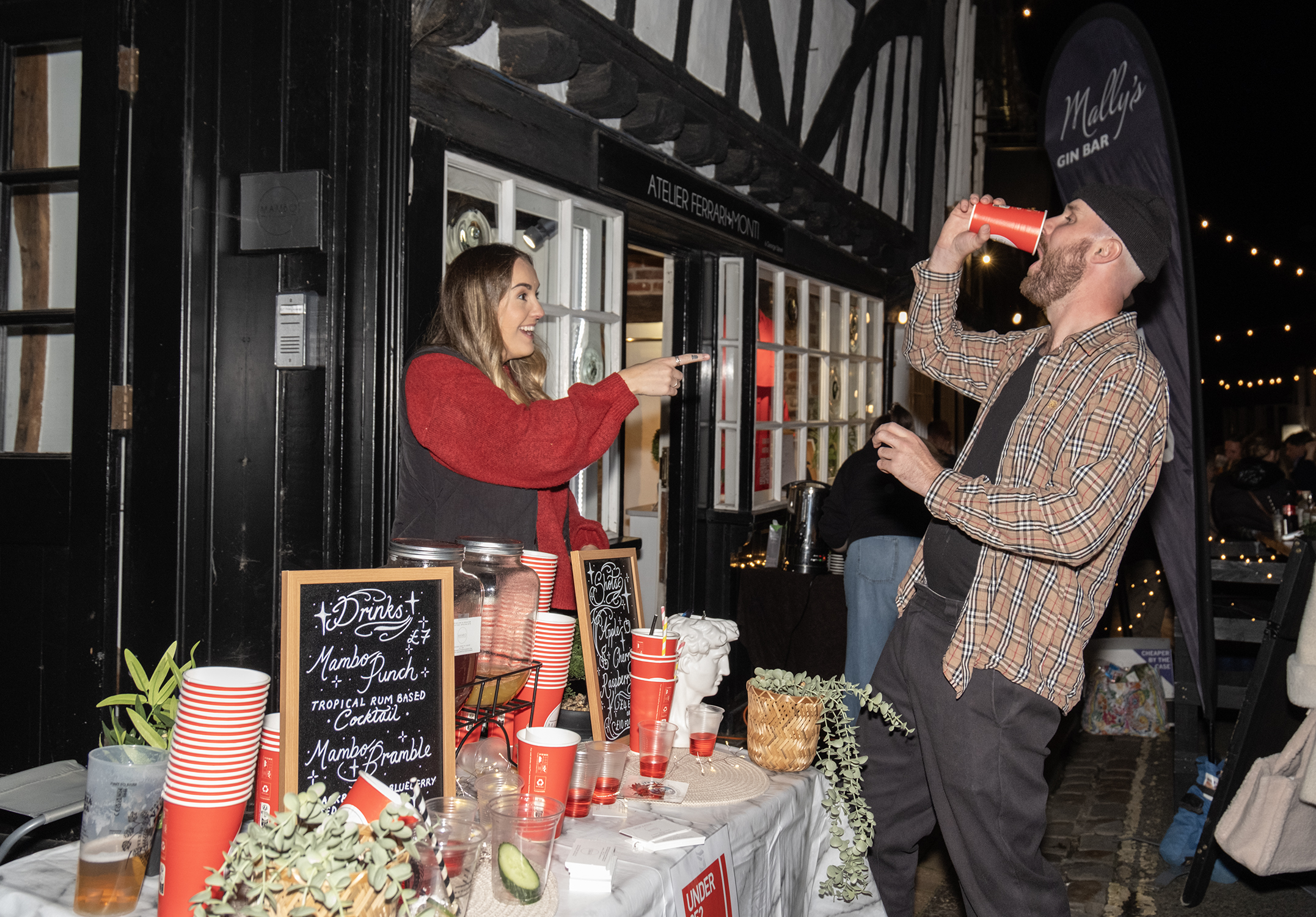 George Street gin and jazz. Photo: Elena Torrano