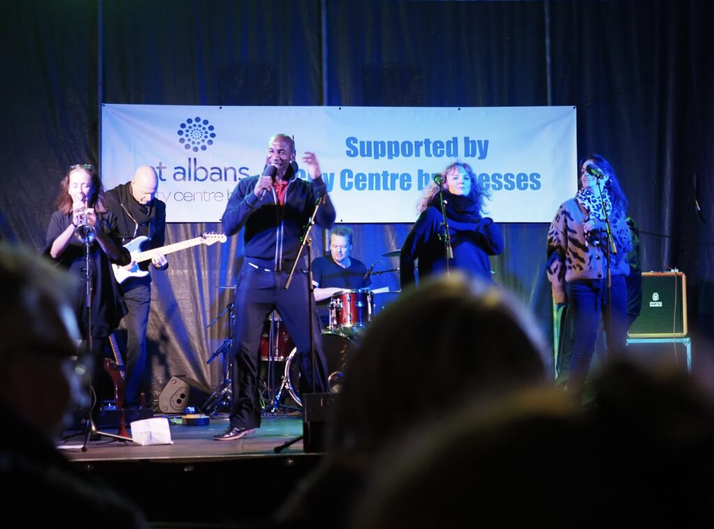 St Albans Christmas Cracker 2024. Photo: John Andrews