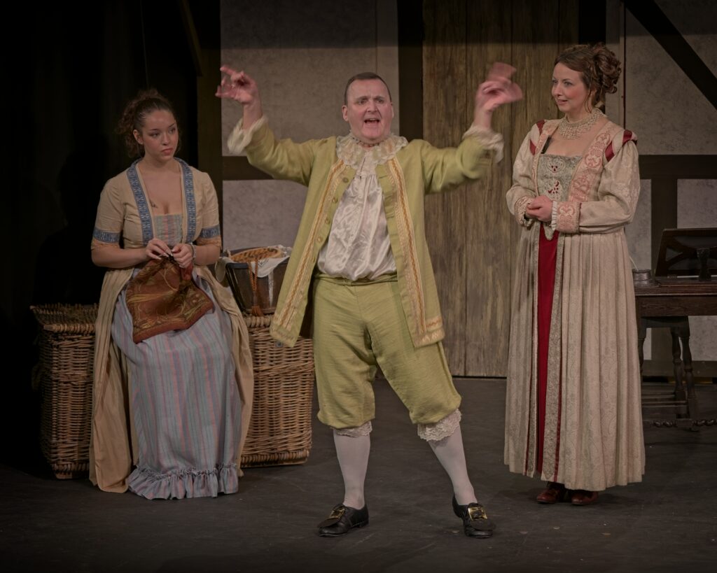 Nell Gwynn at the Abbey Theatre: Photo: Jon Schick