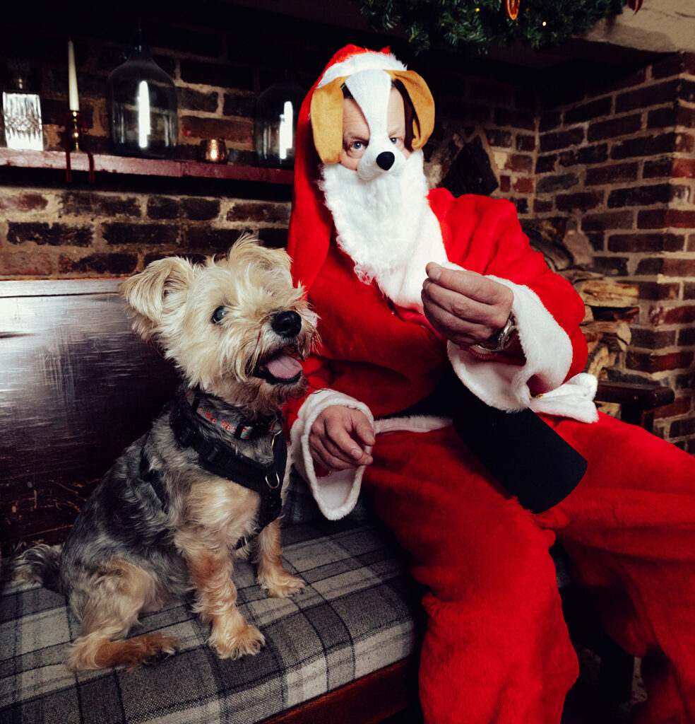 Santa Paws at The Lower Red Lion. Photo: Desneri Photography.