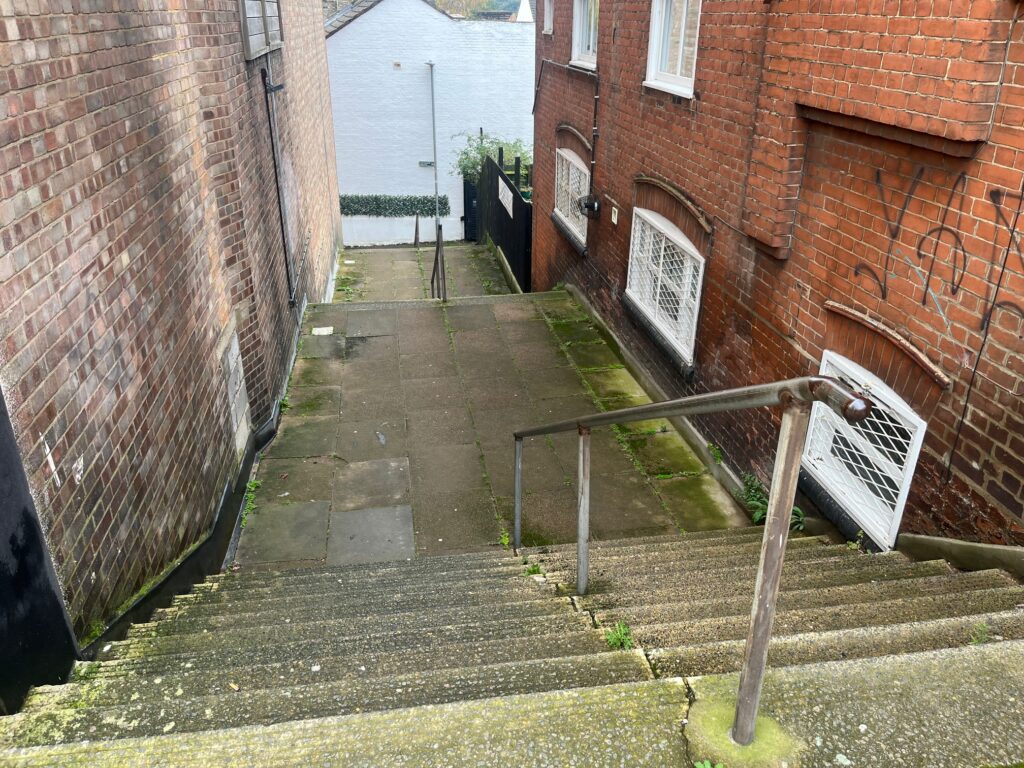 London Road to Lower Paxton Road