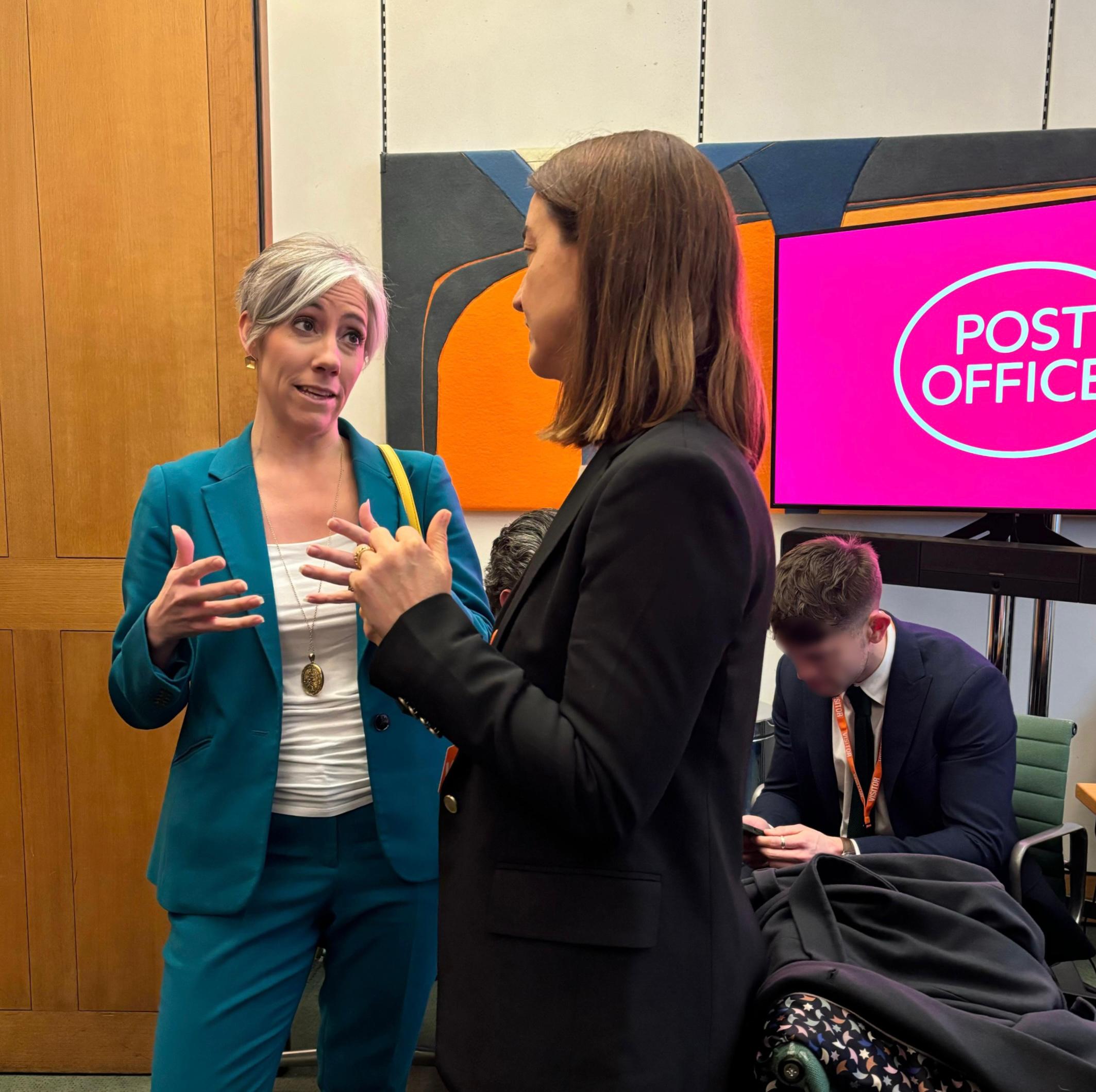 Daisy Cooper meets Post Office bosses in Parliament.