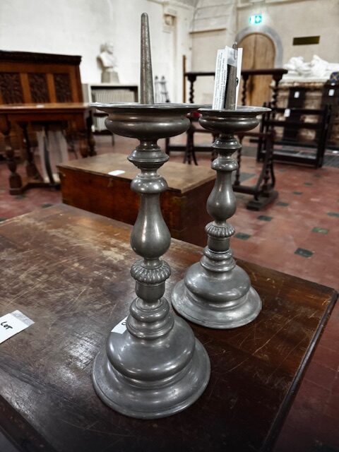 St Albans Cathedral is auctioning off some historic items.