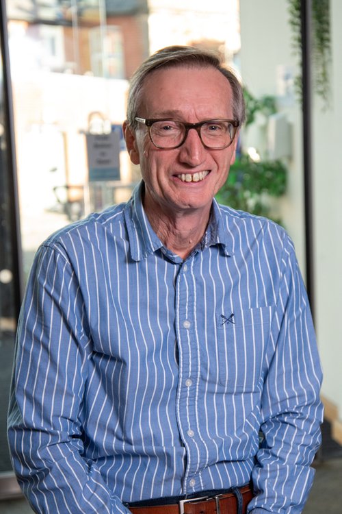 Rev Peter Crumpler