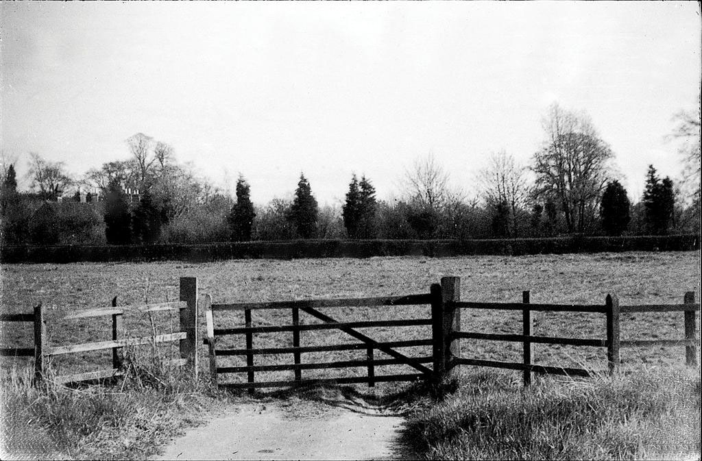 The original entrance to Ayletts' site.