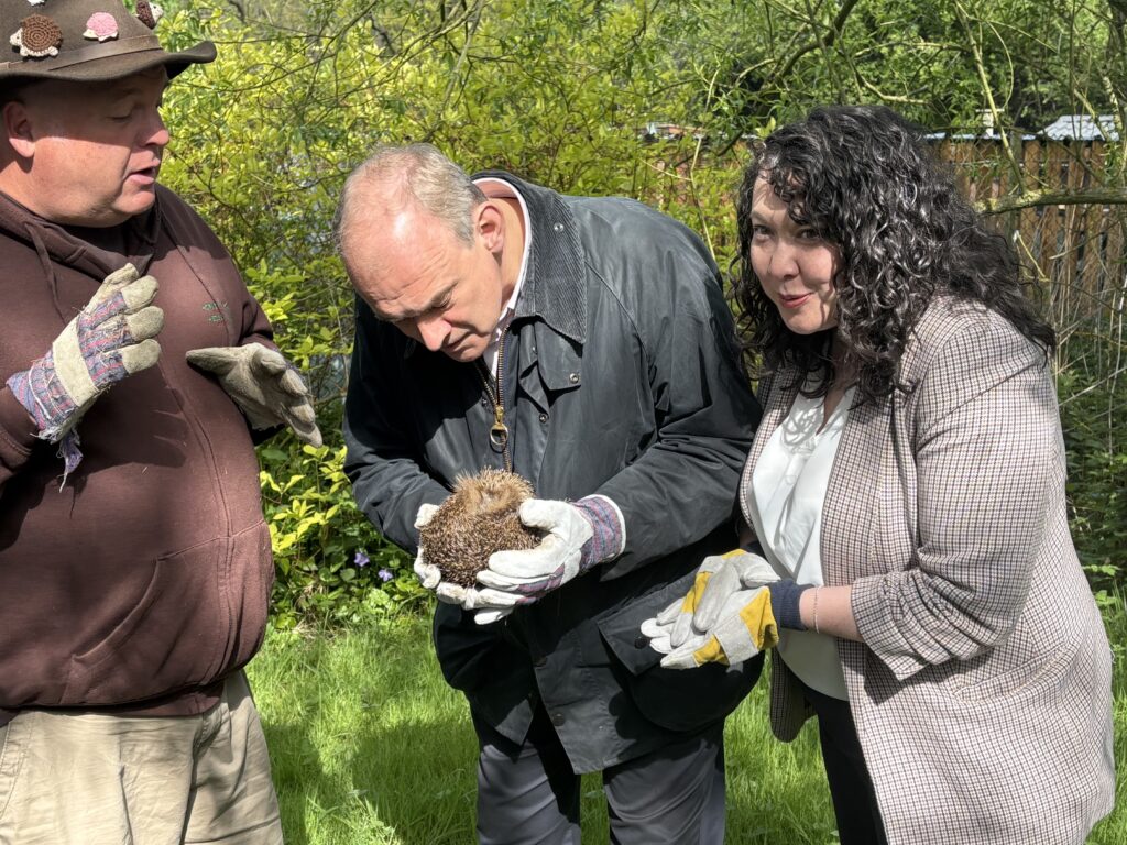 Victoria Collins and Ed Davey at Hornbeam Hedgehog Sanctuary in Harpenden.