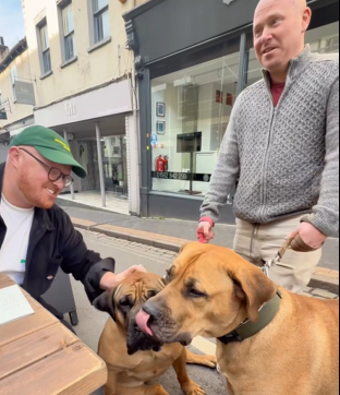 Eating with Tod visits Dylans in St Albans