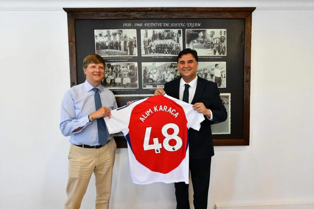 A delegation from St Albans visited Fethiye in Turkey.