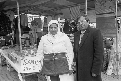 Indian food stall at St Albans Market in 1985 - credit St Albans Review Archive, St Albans Museums