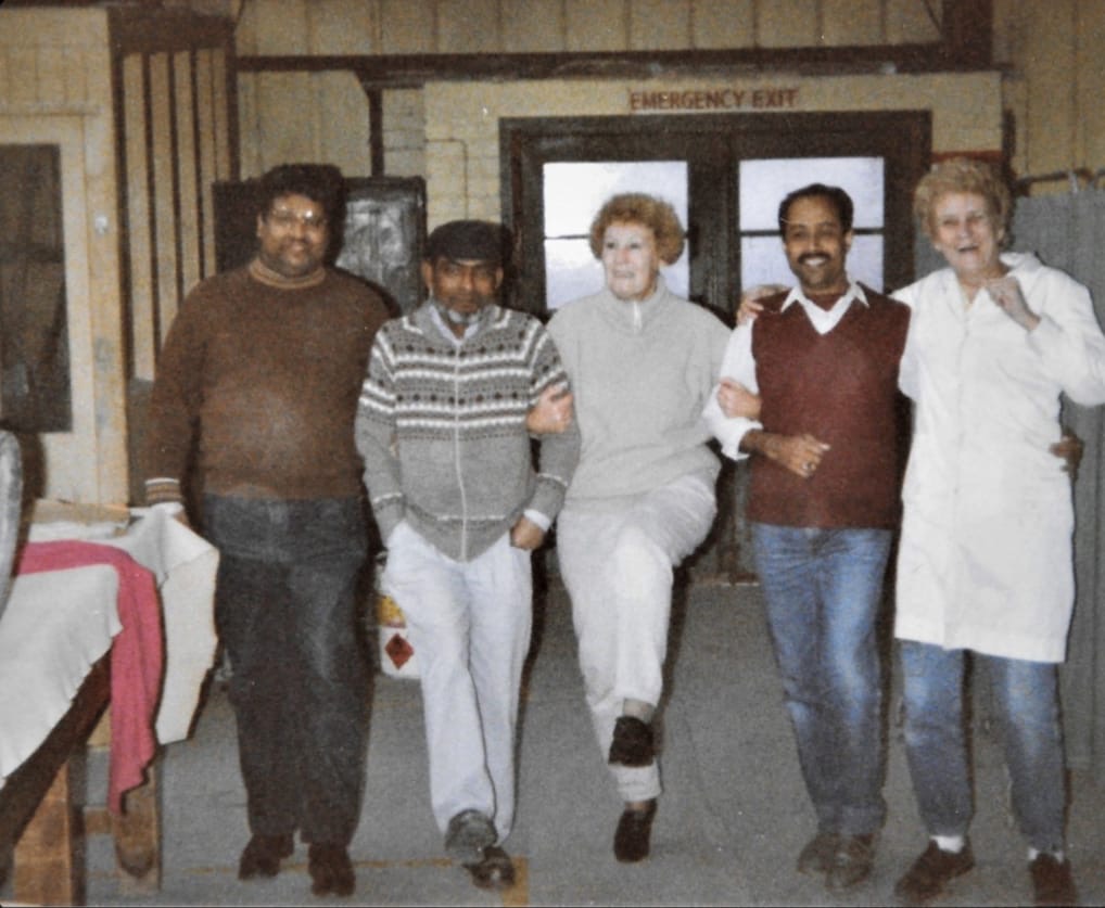 Doing the hokey-cokey at STARCO in 1989 (Photo courtesy of Andy Mackenzie).