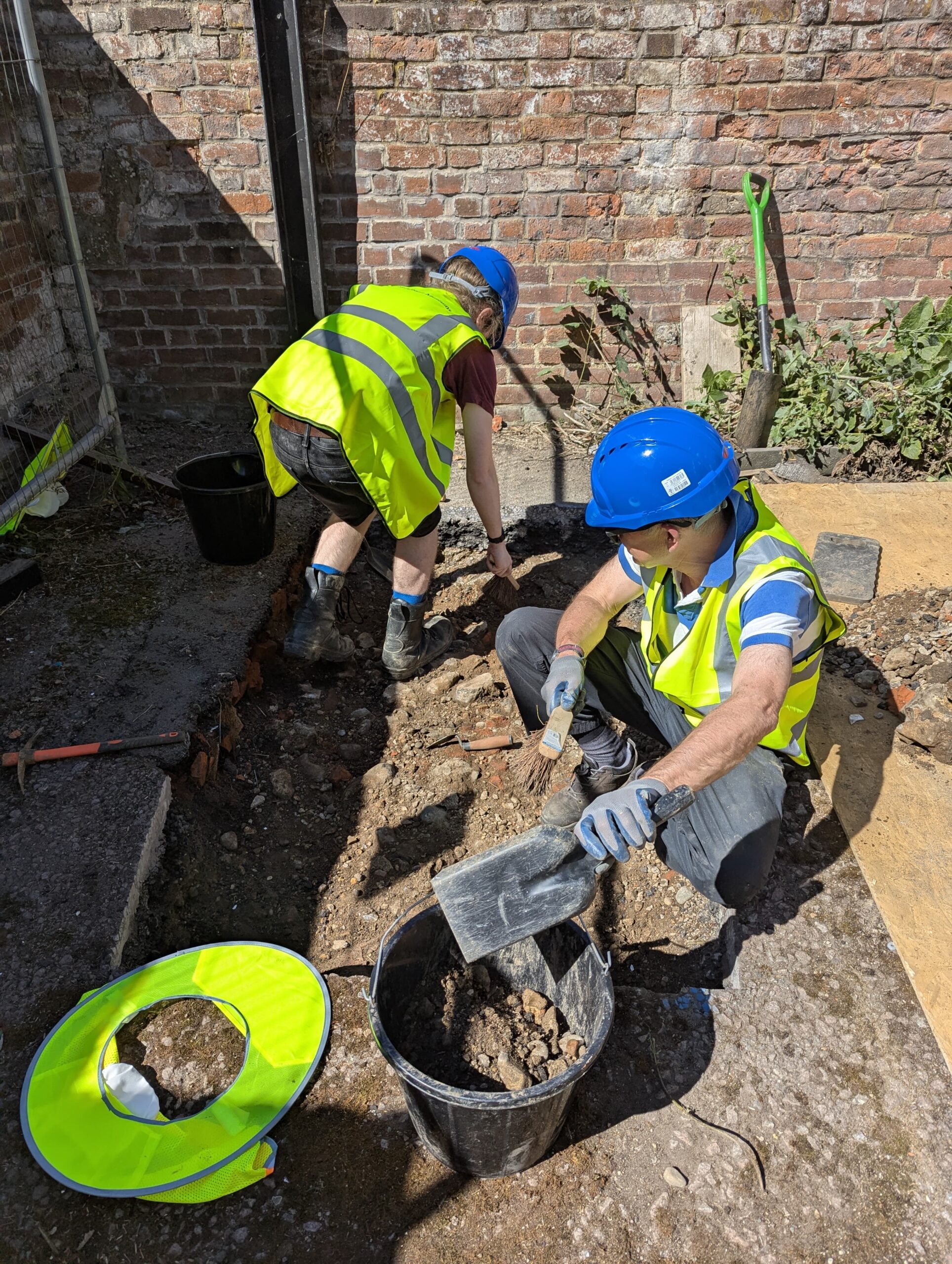 Archaeological dig by St Albans Museums at the Rose and Crown in St Michael's village.