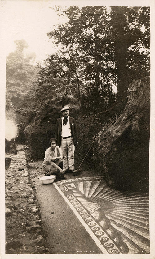The Wheelers with their discovery of a mosaic, courtesy St Albans Museums.