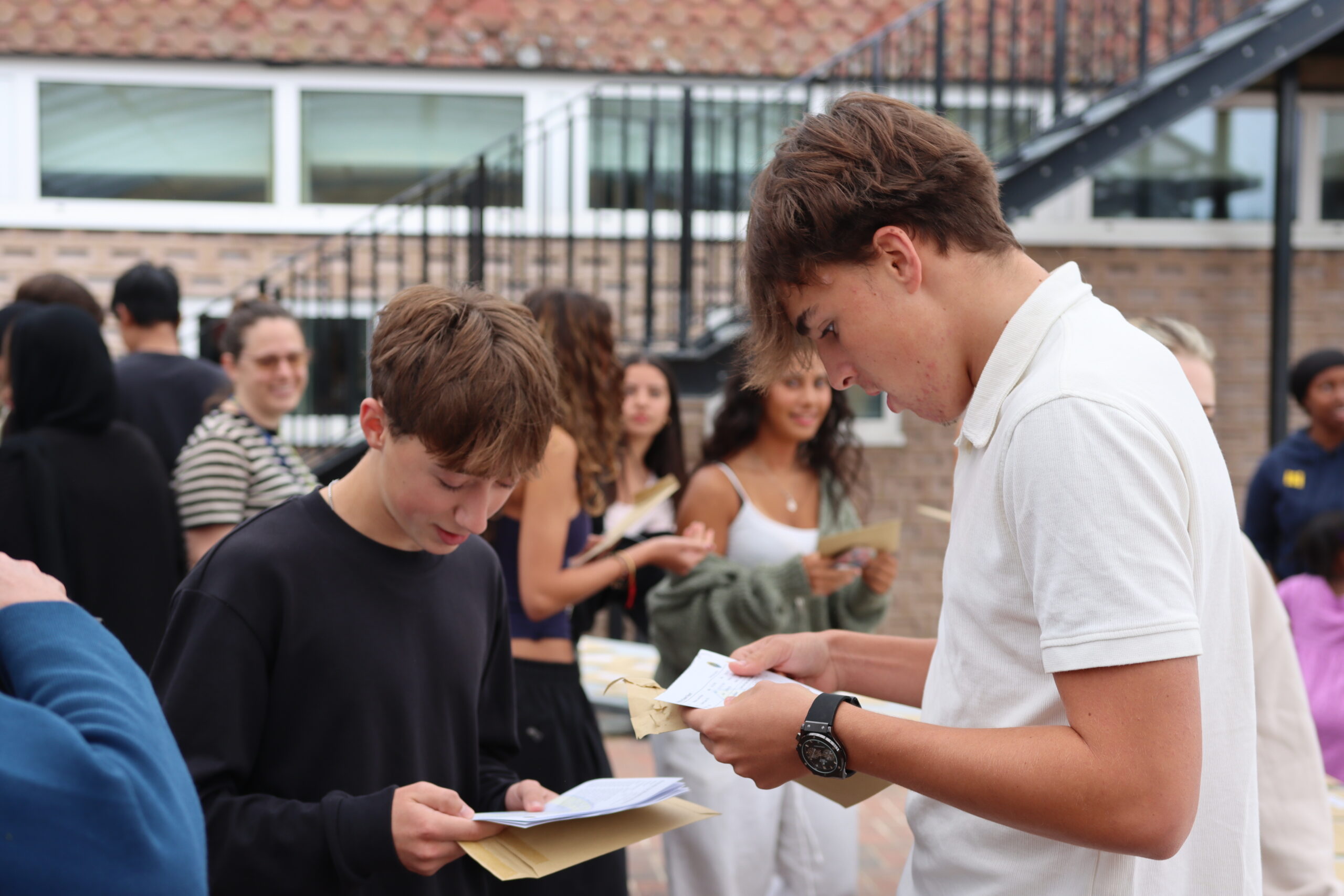 Lots of happy faces today at Samuel Ryder Academy in St Albans as they celebrate excellent GCSE results.