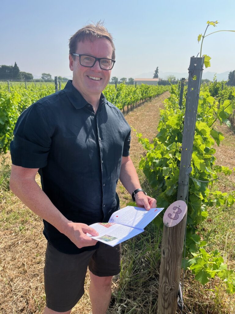 Darren on a tour of Domaine des Favards